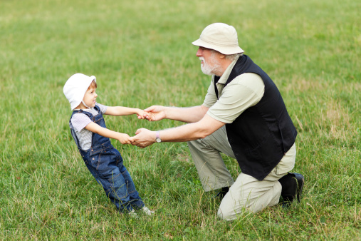 On a besoin de vrais grands-parents